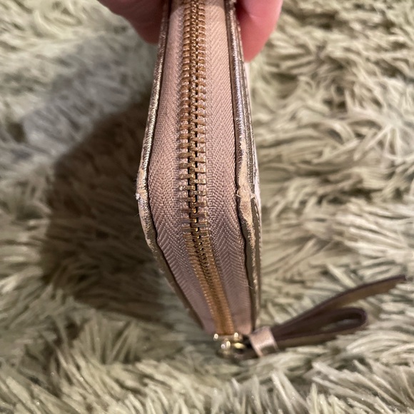 Coach Peyton Tattersall File Plaid Zip Around Wallet. Off White, Pink,Gold Tones - Picture 11 of 16